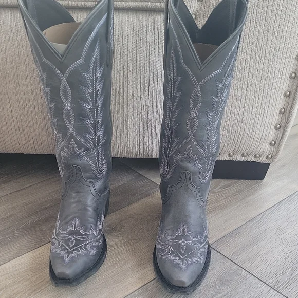 Lane Lexington Women's Leather Boots, SIZE 6 - Picture 1 of 16